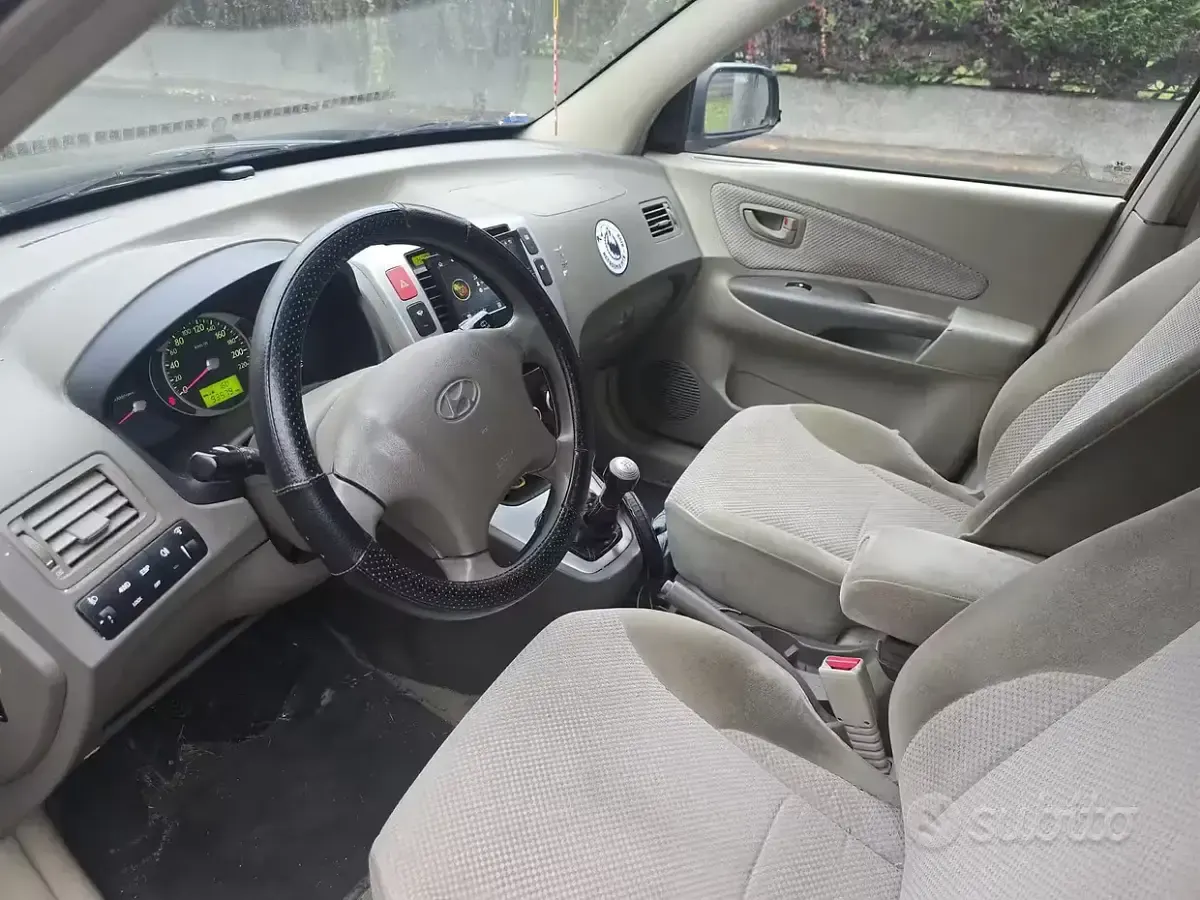 Usata Hyundai Tucson 141 CV (103 kW) 2006 Nero SUV
