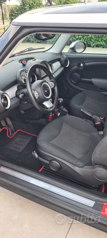 Usata Mini ONE 2007 Rosso Utilitaria