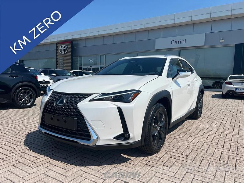 Nero Nuova 2025 Lexus UX 300h SUV | 33.500 € - Immagine 1/4
