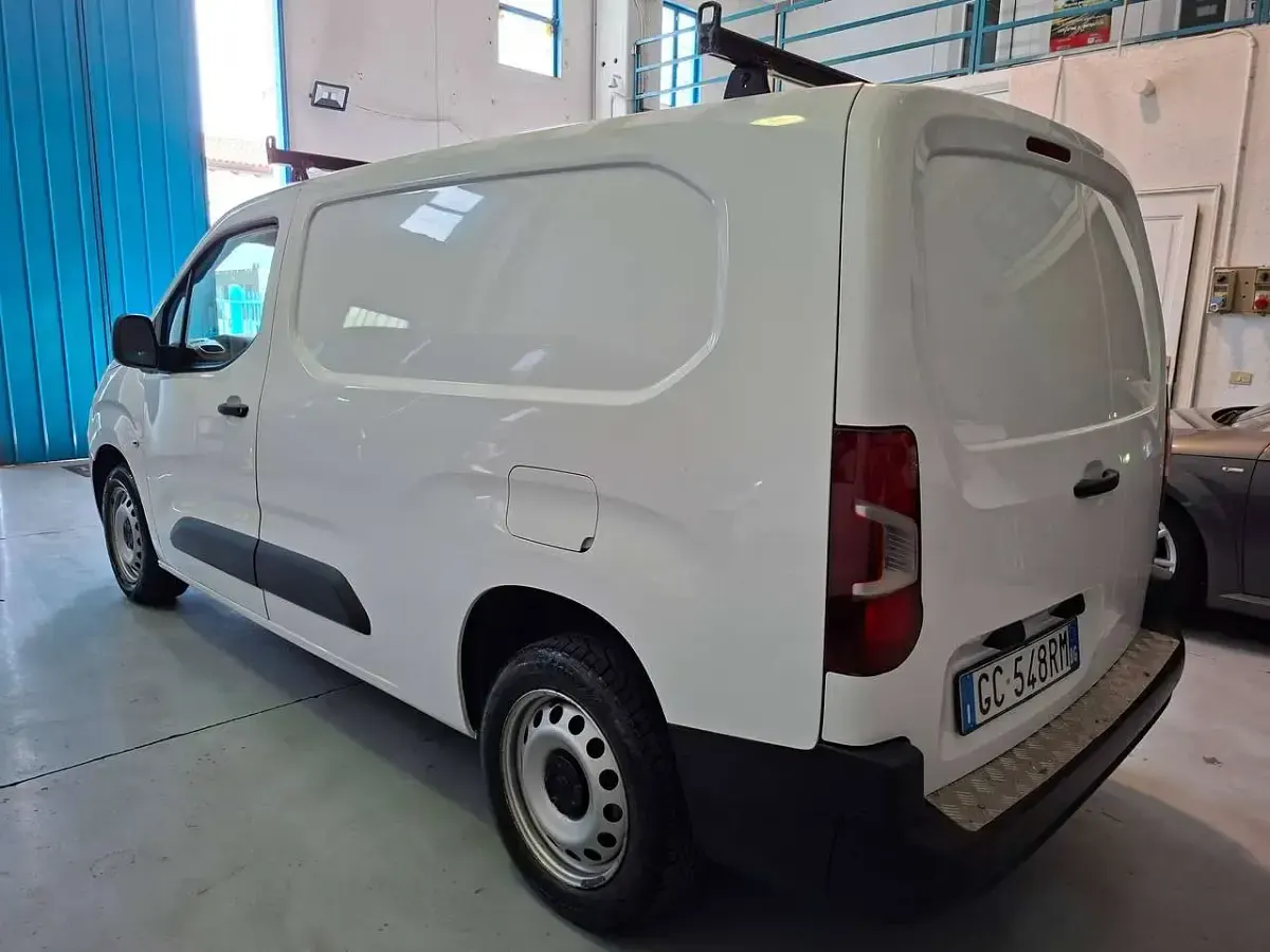 Usata Citroën Berlingo 102 CV (75 kW) 2020 Bianco Monovolume