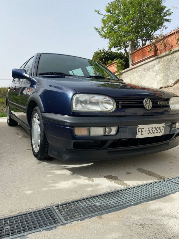 Usata VW Golf III GTI 116 CV (85 kW) 1993 Blu Berlina