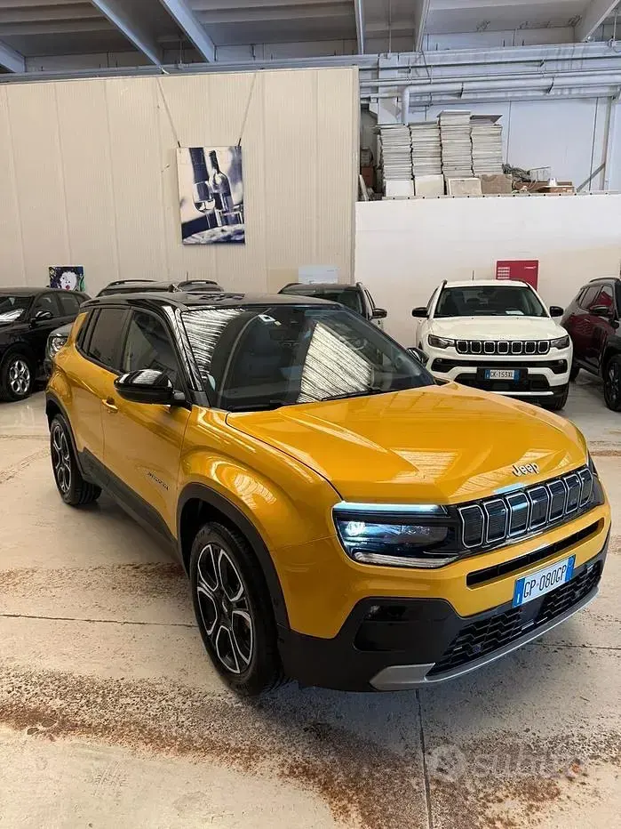 Usata Jeep Avenger EV Summit 61 kW (84 CV) 2023 Giallo SUV