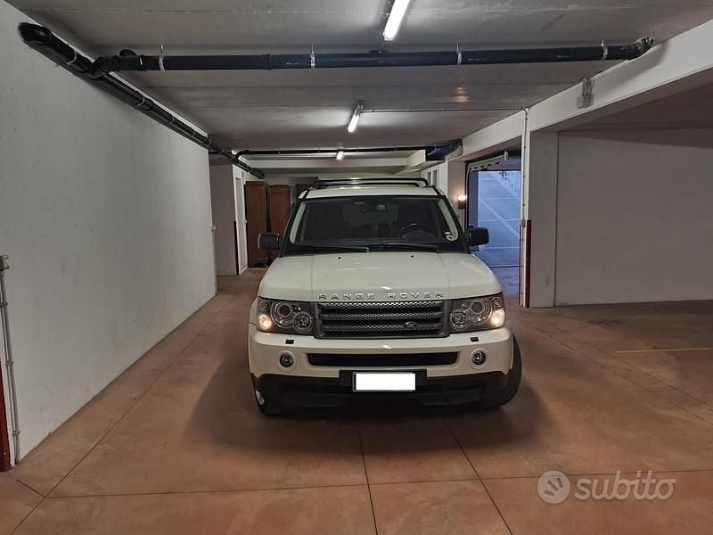 Second-hand Land Rover Range Rover Sport 272 CP (200 kW) 2009 SUV