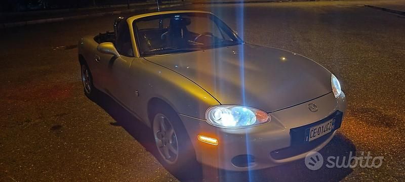 Usata Mazda MX5 2002 Grigio Cabrio
