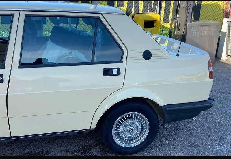 Usata Alfa Romeo Giulietta 109 CV (80 kW) 1980 Berlina