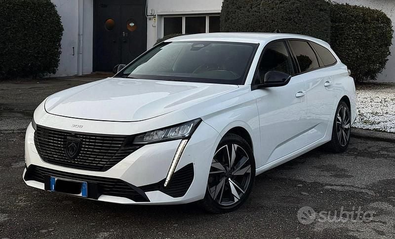 Bianco Usata 2022 Peugeot 308 Allure Station wagon | 16.900 € (Ottimo prezzo) - Immagine 1/4