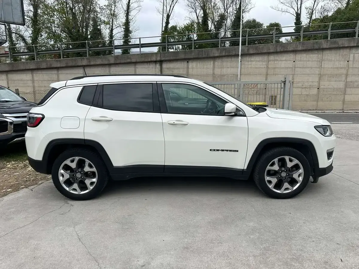 Usata Jeep Compass Limited 120 CV (88 kW) 2019 Bianco SUV