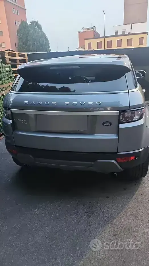 Usata Land Rover Range Rover evoque 241 CV (177 kW) 2012 Grigio SUV