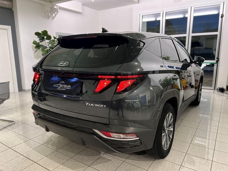 Usata Hyundai Tucson 116 CV (85 kW) 2021 Amazon grey SUV