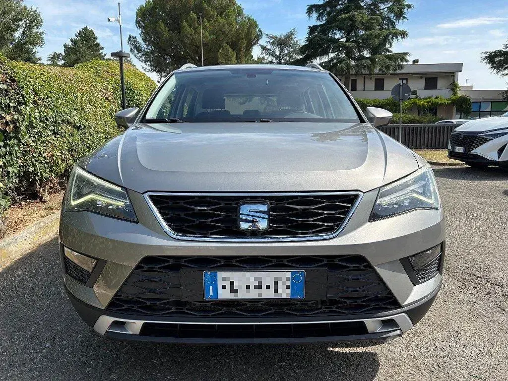 Usata Seat Ateca 4Drive 150 CV (110 kW) 2017 Grigio SUV