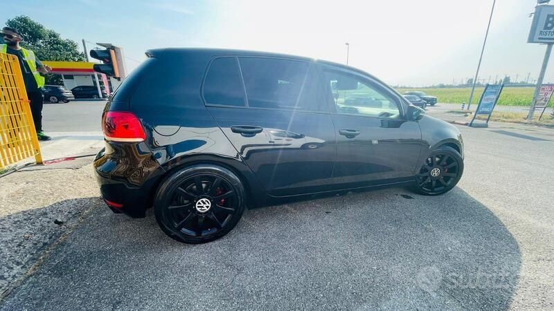 Usata VW Golf VI 102 CV (75 kW) 2011 Utilitaria