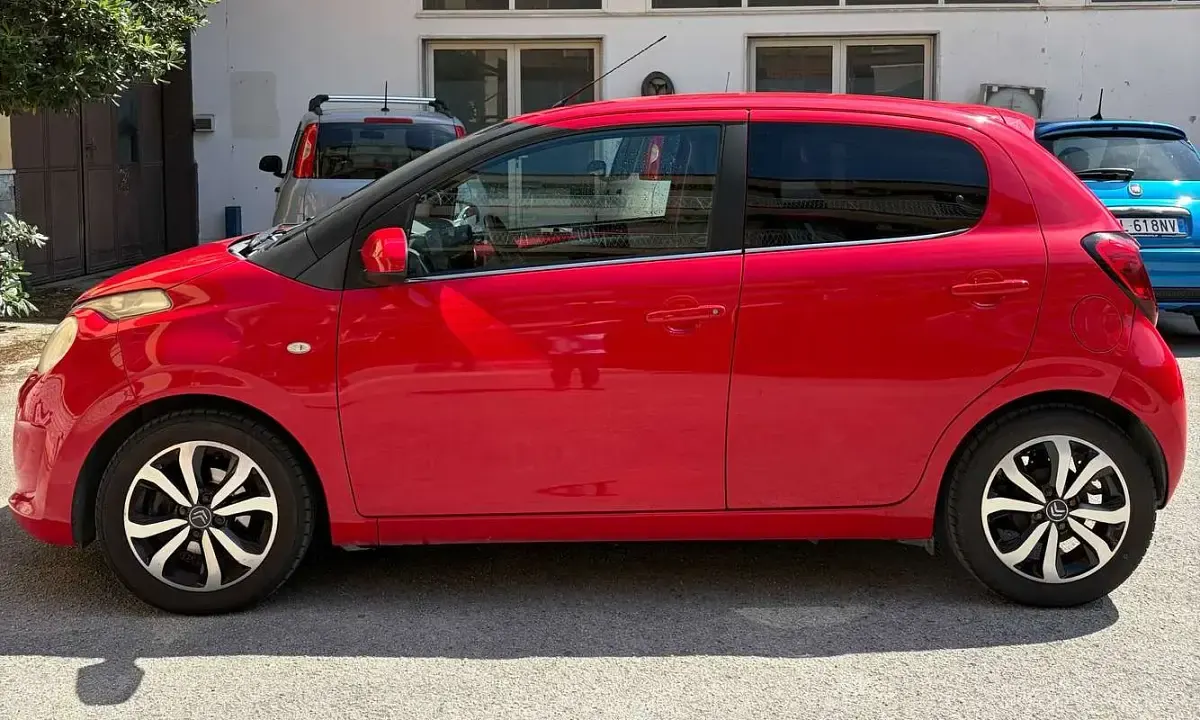 Usata Citroën C1 PureTech 82 CV (60 kW) 2015 Rosso Utilitaria