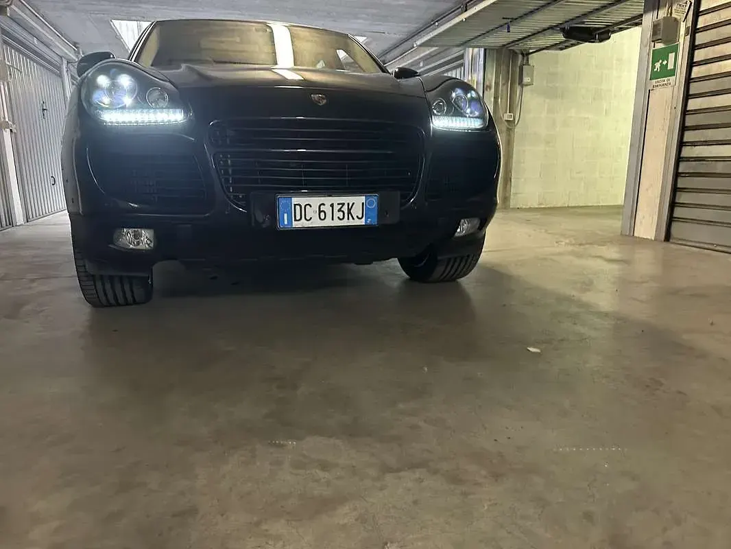Usata Porsche Cayenne Turbo 450 CV (330 kW) 2006 SUV