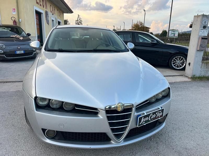 Usata Alfa Romeo 159 Progression 150 CV (110 kW) 2009 Argento Station wagon