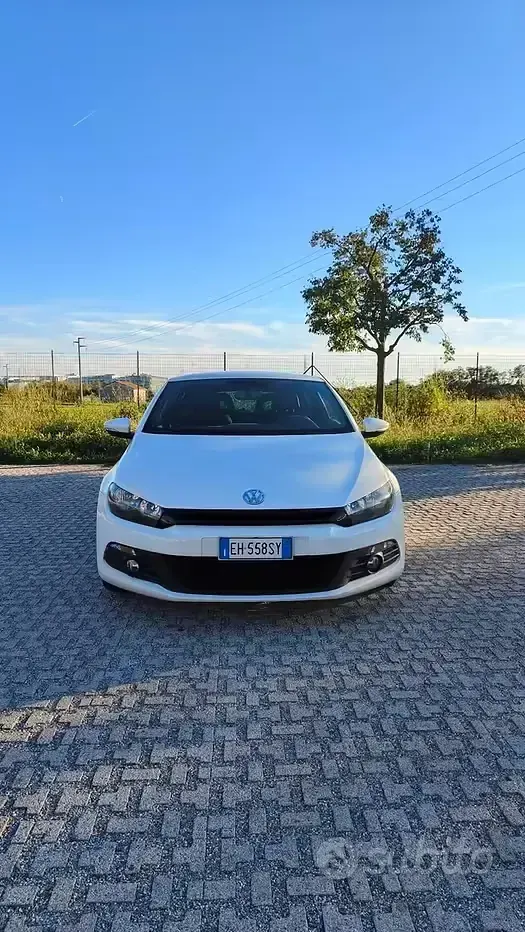 Usata VW Scirocco 122 CV (89 kW) 2011 Bianco Coupé