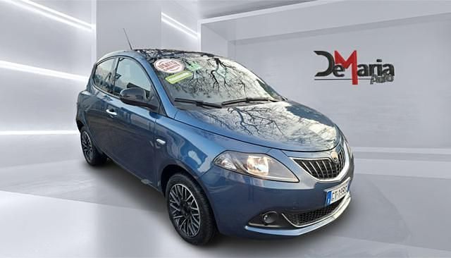 Usata Lancia Ypsilon S 69 CV (50 kW) 2024 Blu Utilitaria
