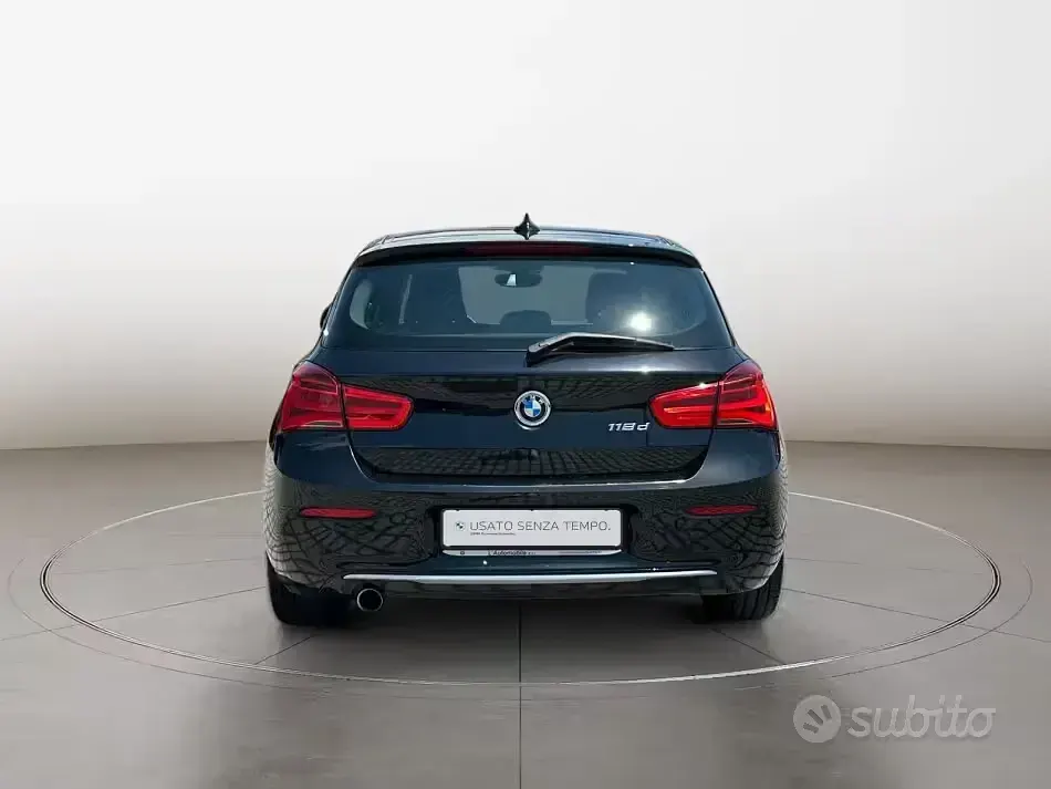 Usata BMW 118 2016 Nero Utilitaria