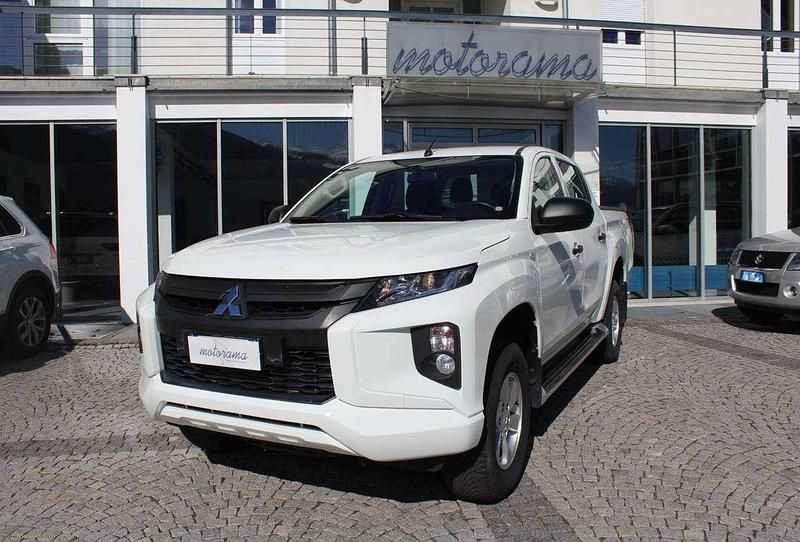 Usata Mitsubishi L200 Select 150 CV (110 kW) 2021 Bianco Pick-up
