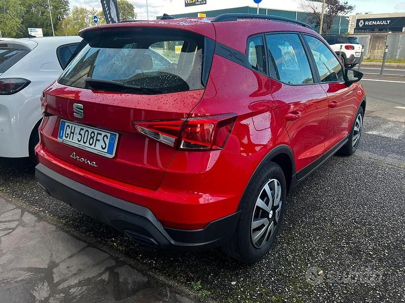 Usata Seat Arona 95 CV (69 kW) 2022 Rosso SUV