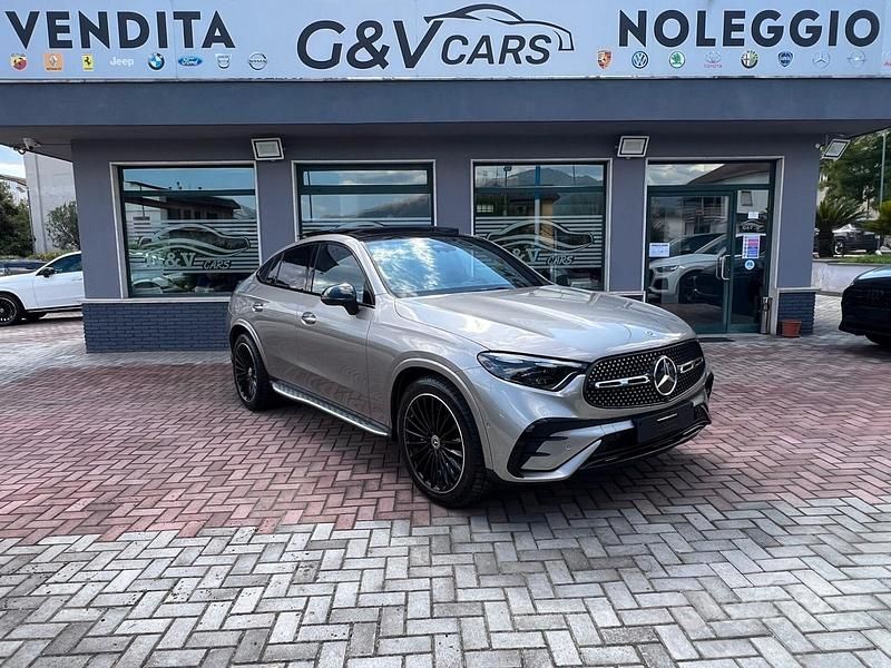 Grigio Usata 2024 Mercedes E300 Coupé | 28.350 € - Immagine 1/4