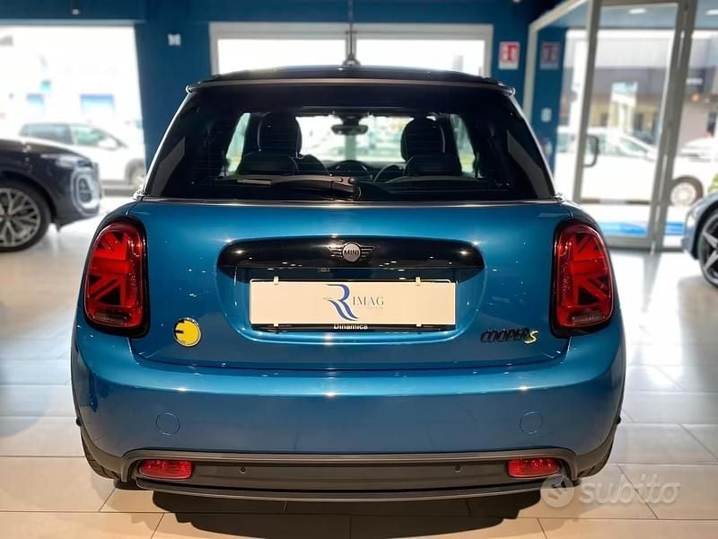 Usata Mini Cooper SE 75 kW (102 CV) 2021 Other Utilitaria