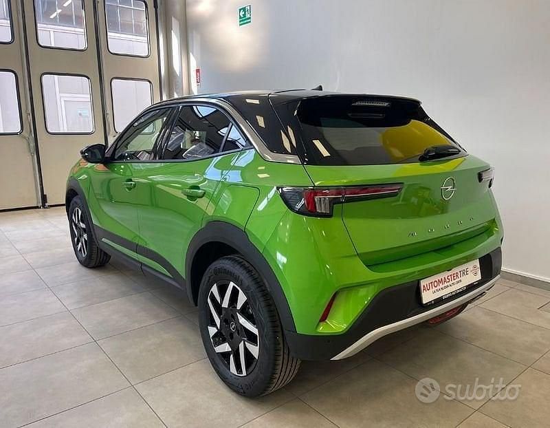 Usata Opel Mokka Ultimate 131 CV (96 kW) 2023 Verde SUV