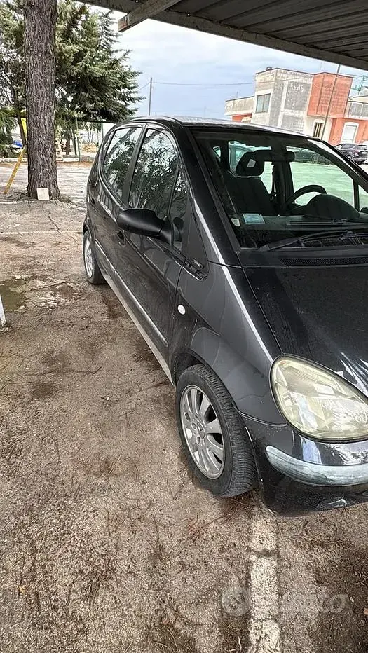 Usata Mercedes A170 95 CV (69 kW) 2005 Nero Monovolume