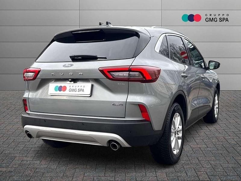 Begagnad Ford Kuga Titanium 243 HK (178 kW) 2024 Silver SUV