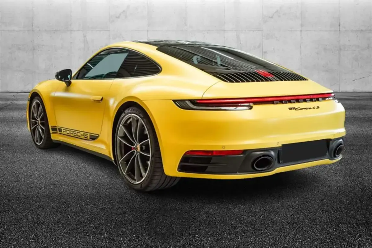 Usata Porsche 911 Carrera S 450 CV (330 kW) 2024 Giallo Coupé