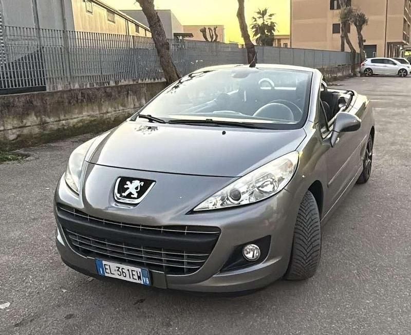 Usata Peugeot 207 CC Allure 120 CV (88 kW) 2012 Cabrio