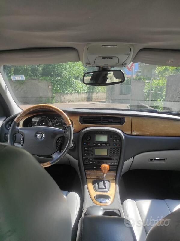 Usata Jaguar S-Type S 207 CV (152 kW) 2005 Nero Berlina