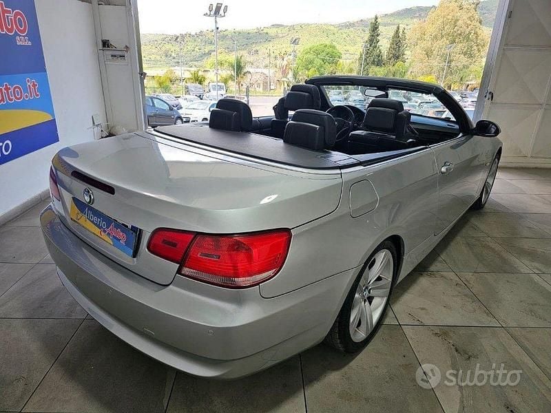 Usata BMW 320 Cabriolet 177 CV (130 kW) 2010 Grigio Cabrio