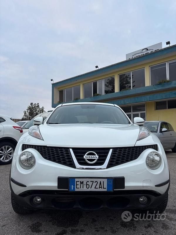 Usata Nissan Juke Tekna 110 CV (80 kW) 2012 Bianco SUV