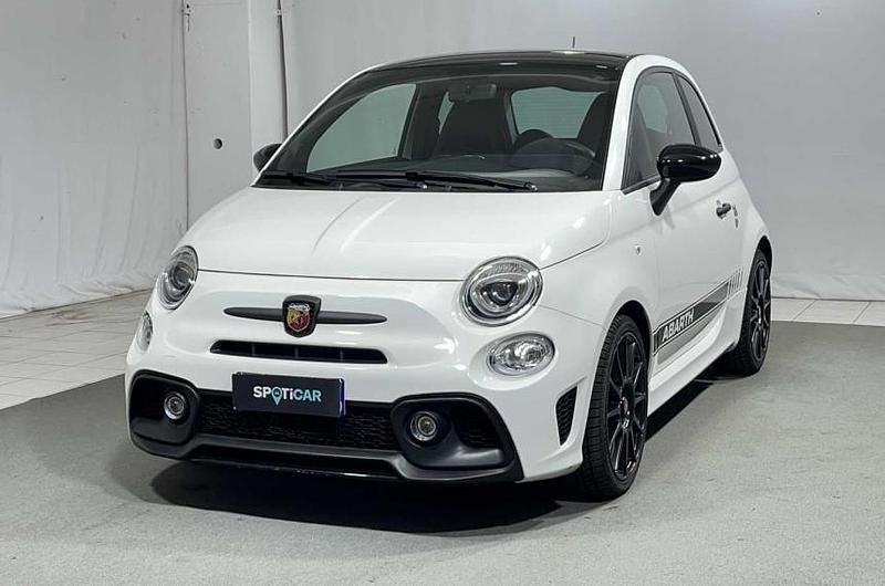 Blu Usata 2016 Abarth 595 Competizione Due volumi | 22.500 € (Molto cara) - Immagine 1/4