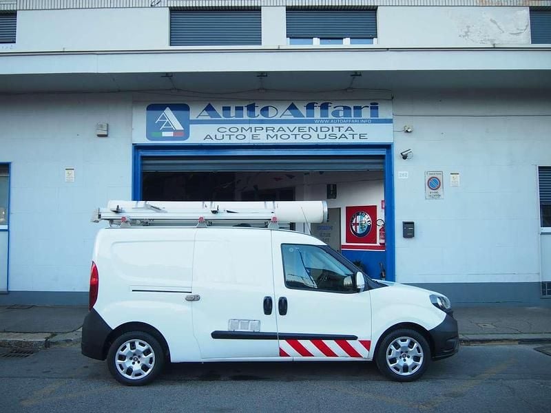 Usata Fiat Doblò 120 CV (88 kW) 2018 Bianco Monovolume