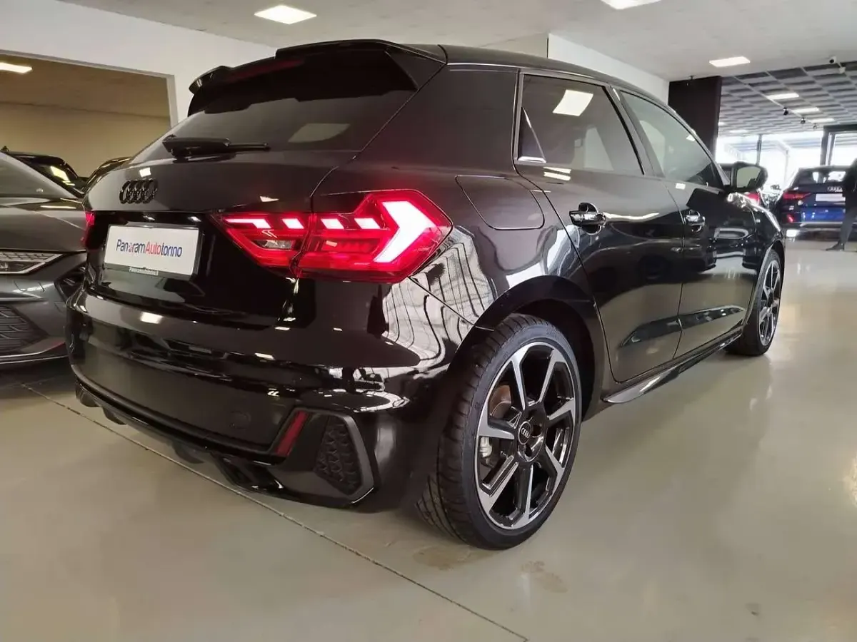Gebraucht Audi A1 Sportback S-Line 116 PS (85 kW) 2025 Schwarz Kleinwagen