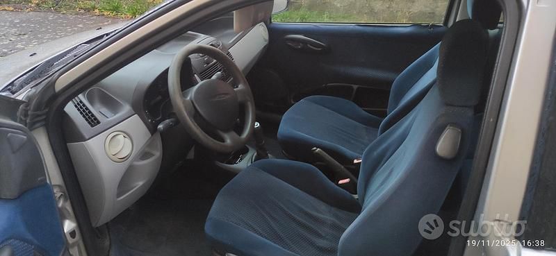 Usata Fiat Punto 80 CV (58 kW) 2000 Berlina