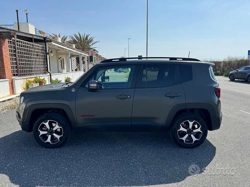 Usata Jeep Renegade Trailhawk 170 CV (125 kW) 2019 Verde SUV