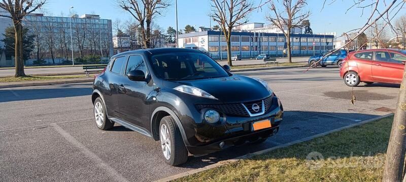 Nero Usata 2011 Nissan Juke Visia SUV | 5500 € (Ottimo prezzo) - Immagine 1/4