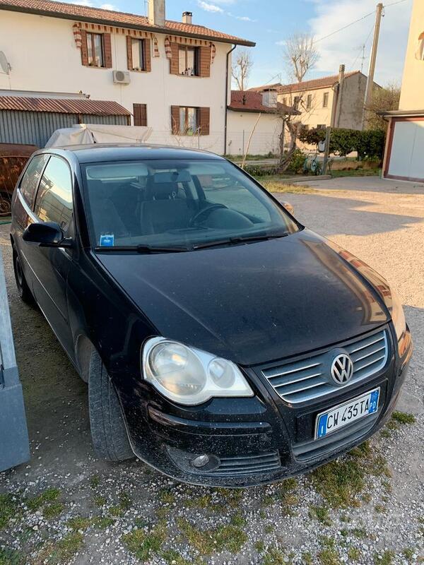 Usato 2005 VW Polo 1.9 Diesel 101 CV (1.200 €)