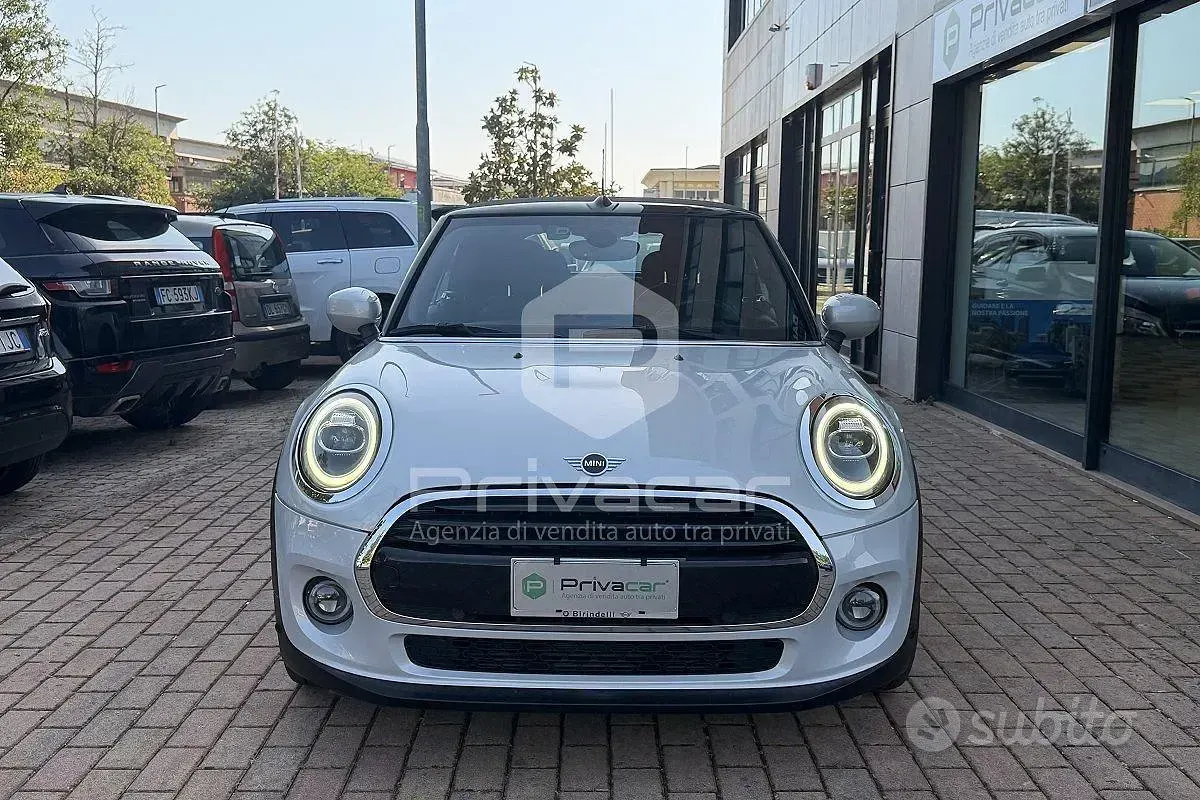 Usata Mini Cooper Cabriolet 136 CV (100 kW) 2020 Grigio Cabrio