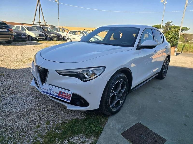 Usata Alfa Romeo Stelvio Super 179 CV (131 kW) 2018 Bianco SUV