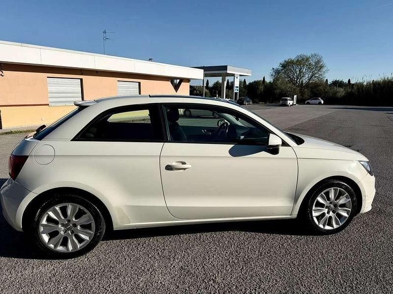 Usata Audi A1 Attraction 86 CV (63 kW) 2012 Utilitaria
