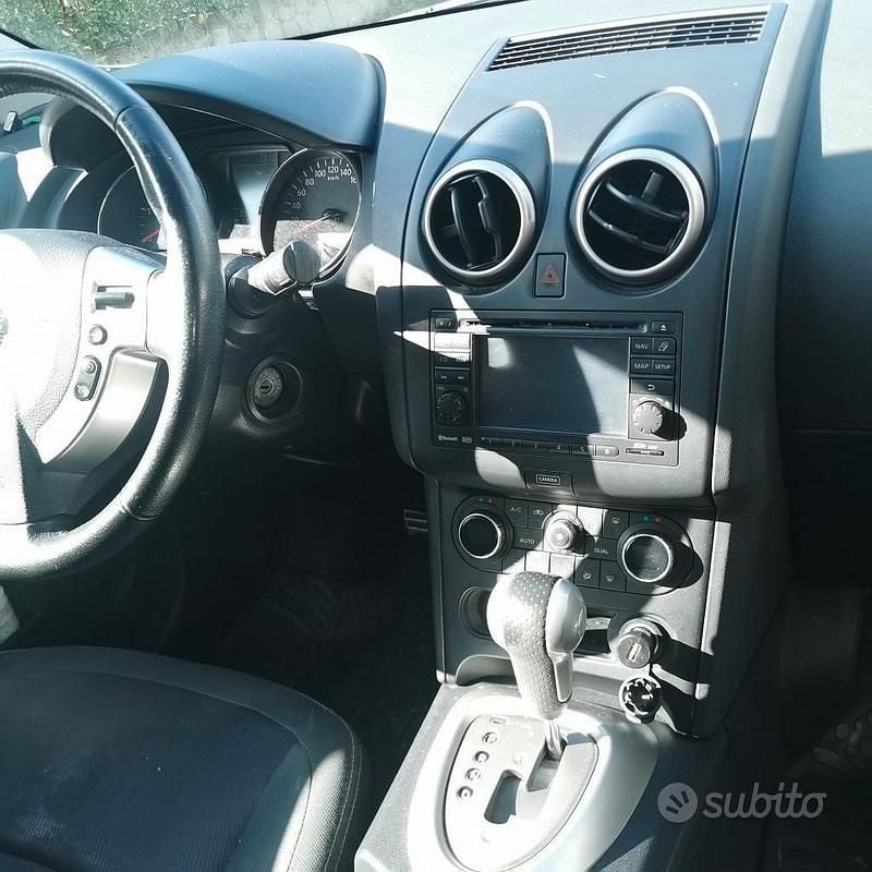 Usata Nissan Qashqai 2012 Bianco SUV