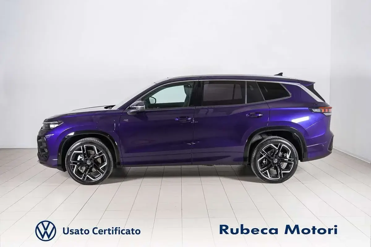 Nuova VW Tayron R-line Plus 204 CV (150 kW) 2025 Viola SUV