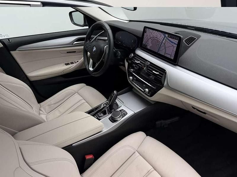 Usata BMW 520 Sport Line 190 CV (139 kW) 2022 Argento Berlina