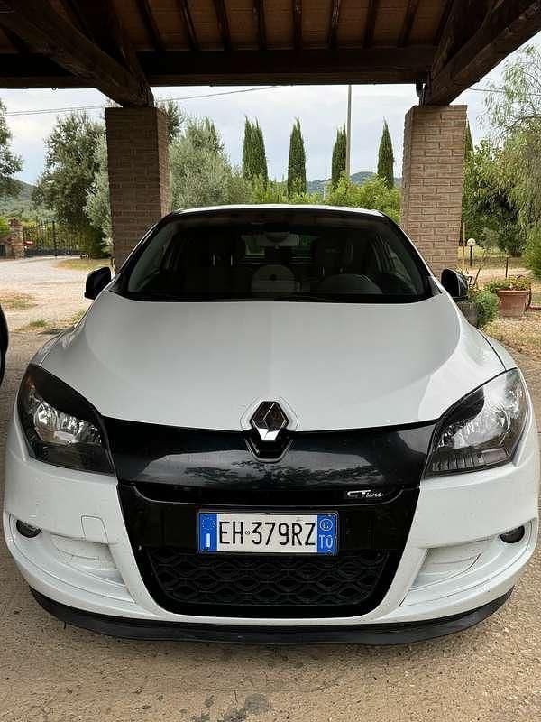 Bianco Usata 2011 Renault Mégane GT Line GT-Line Coupé | 4800 € (Buon prezzo) - Immagine 1/4