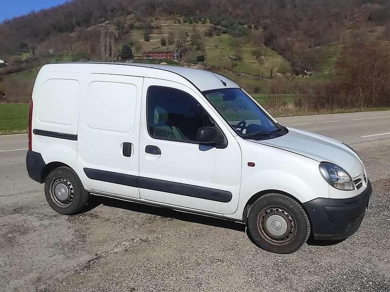 Bianco Usata 2006 Nissan Kubistar Furgone | 600 € - Immagine 1/4