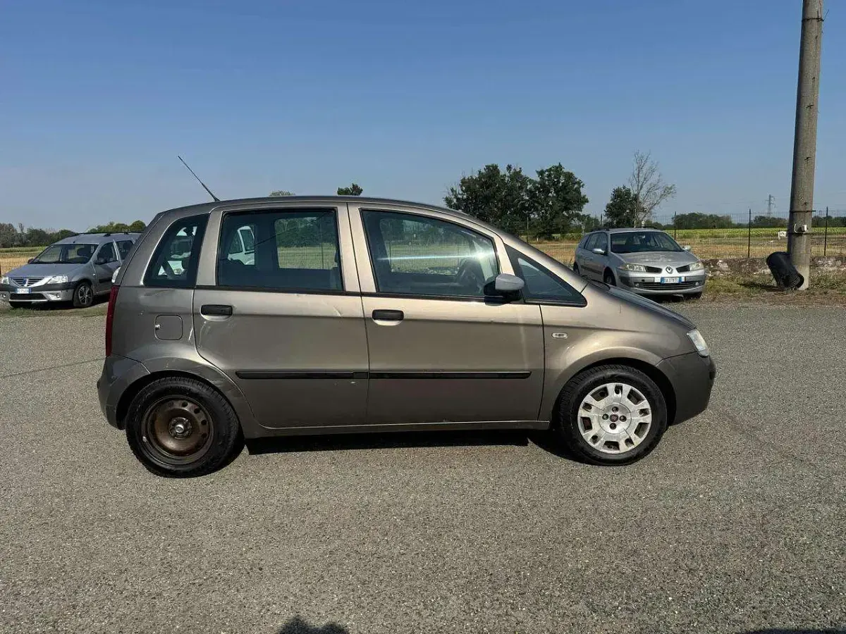 Usata Fiat Idea 77 CV (56 kW) 2010 Marrone Monovolume