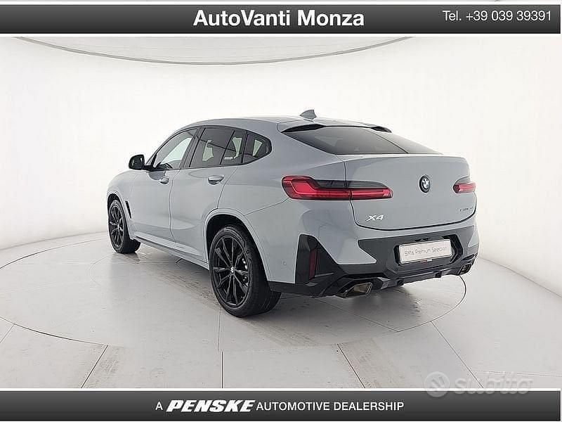 Usata BMW X4 M Sport 190 CV (139 kW) 2025 Grigio SUV